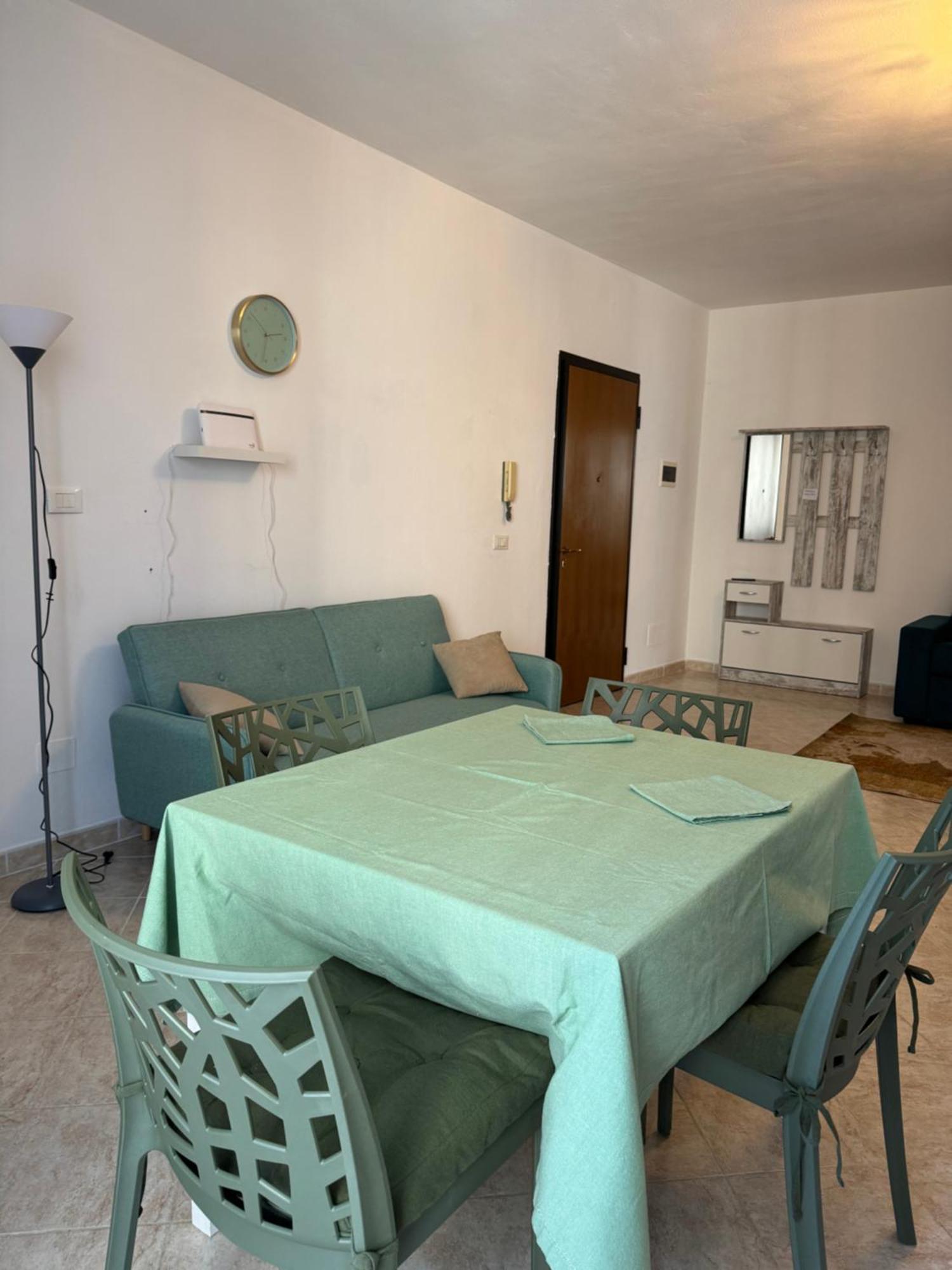 Serravalle Shop&Stay Серравалле-Скривія Екстер'єр фото